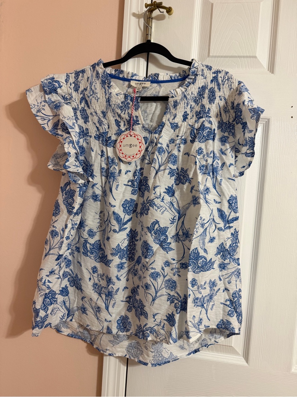 Umgee White and Blue Floral Ruffle Sleeve Blouse